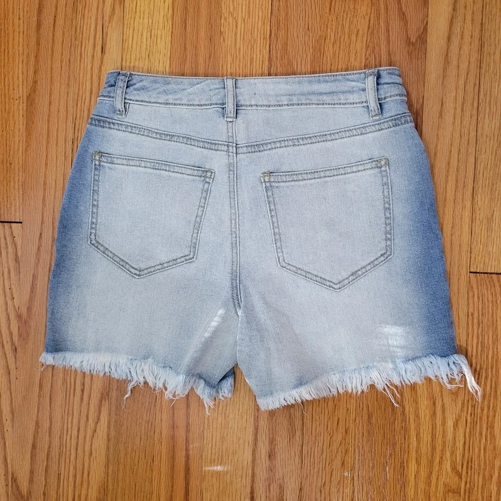 Versona Two Toned Women's Denim Shorts Modern Size 2 Light & Medium Wash Cutoffs